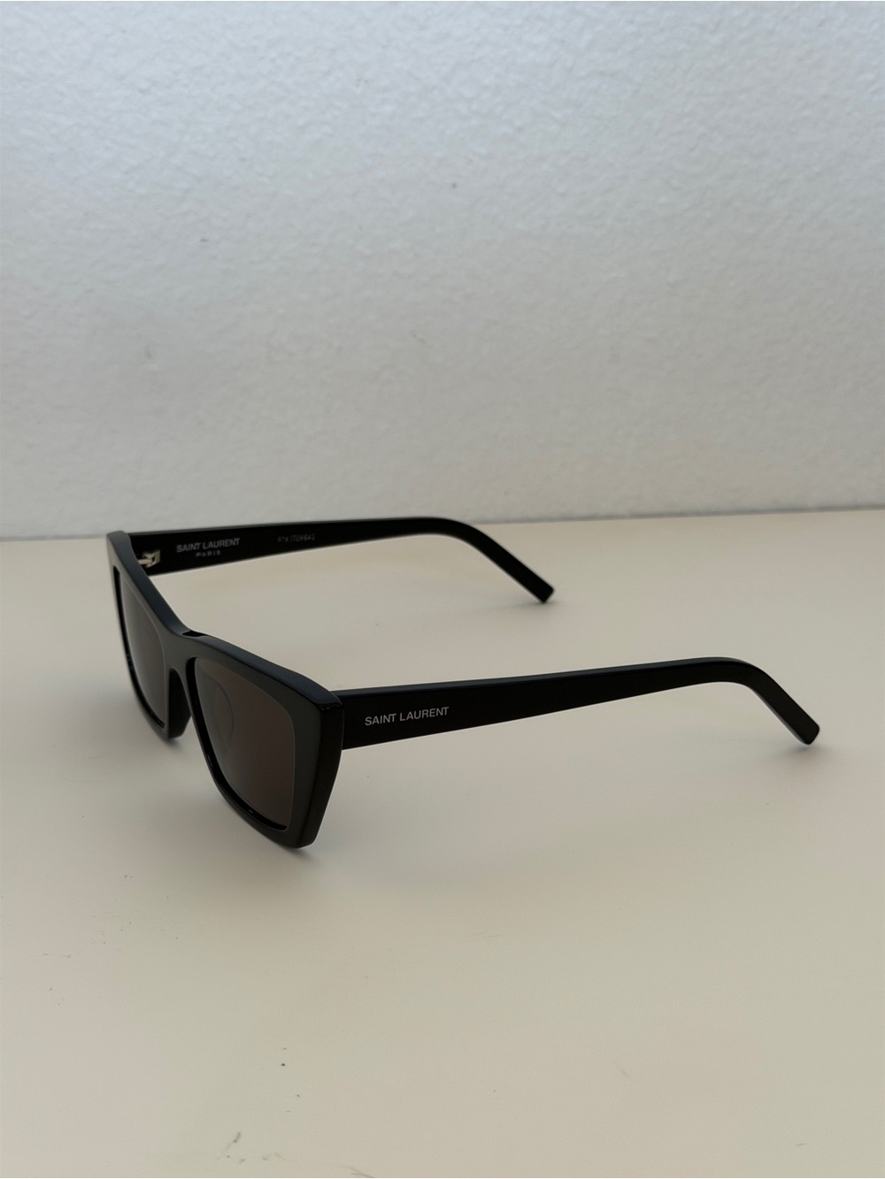 Saint Laurent Acetate Mica Cat Eye Sunglasses SL
276 Black - Picture 6 of 6